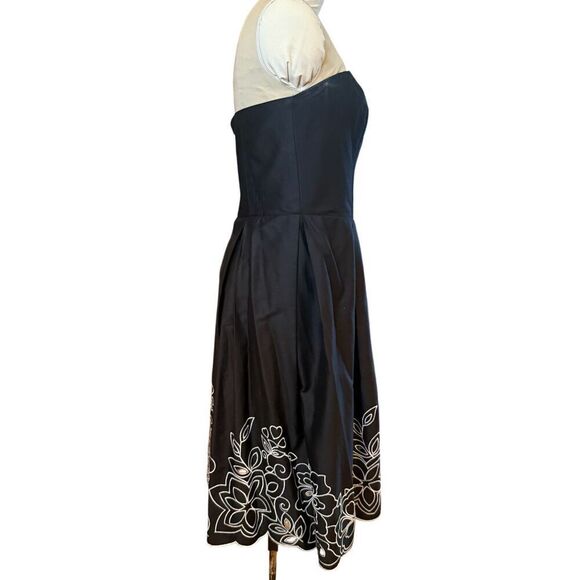 Robbie Bee Strapless Dress Black Embroidered Hem Sz. 12 Wedding Party Y2K - Picture 4 of 8